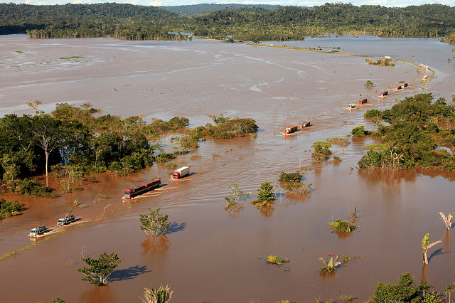 As Consequências Invisíveis das Enchentes: Impactos na Saúde e Meio Ambiente